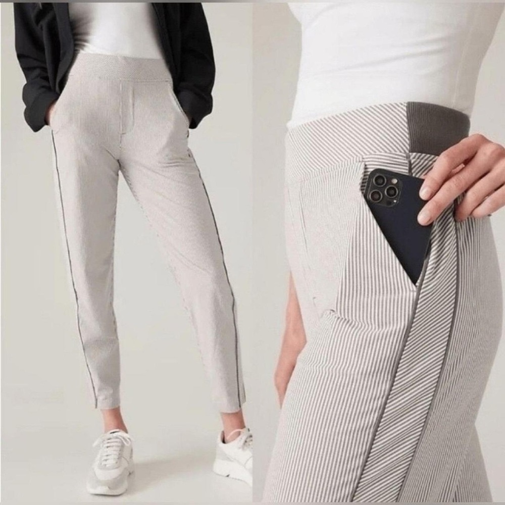 Athleta Women's Striped Gray Pants